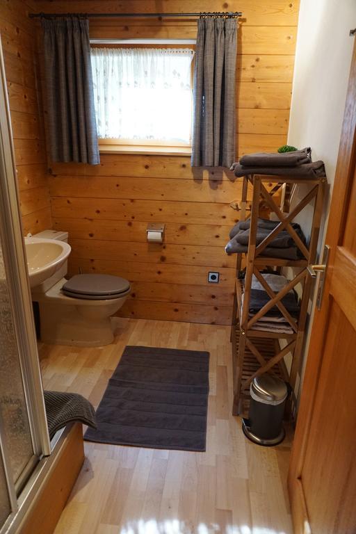 Ferienwohnungen Im Blockhaus Metzler Шварценберґ-ім-Бреґенцервальд Екстер'єр фото
